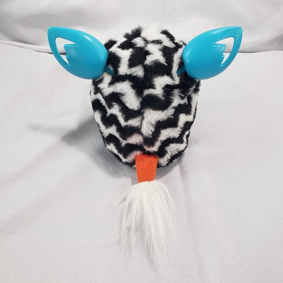 Furby Boom Zebra Zig Zag Stripes Hasbro Interactive Toy Not Working 6 Inch 2012 - Picture 7 of 8